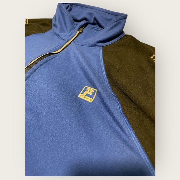 FILA large women’s long sleeve reflective athletic shirt with 3/4 zip. - Picture 6 of 6